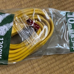商談中マキタコード式剪定バリカンの画像