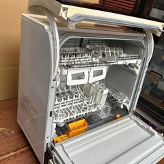 Panasonic 食器洗い乾燥機 NP-TR8 の画像