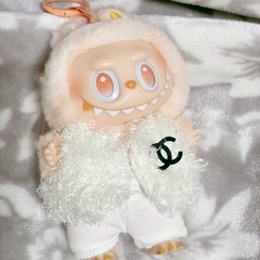 labubu 洋服 ラブブ インポートの画像