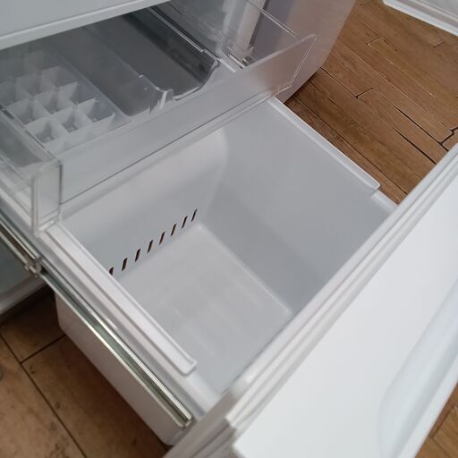 甲YZ4712　美品　クリーニング済　送料無料　即購入可能　スピード発送　冷蔵庫 甲YZ4712 美品 クリーニング済 送料無料 即購入可能 スピード発送 冷蔵庫