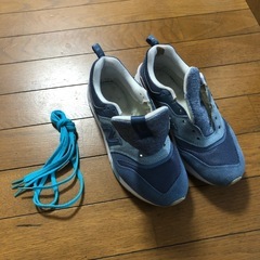 ニューバランス　23cmの画像