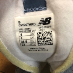 ニューバランス　23cmの画像