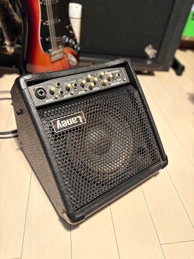 取引中　
Laney FREESTYLE ギターアンプ