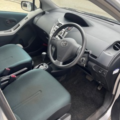 車検長8年10月　ヴィッツ4WD の画像