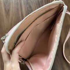 小さいショルダーバック　決まりましたの画像