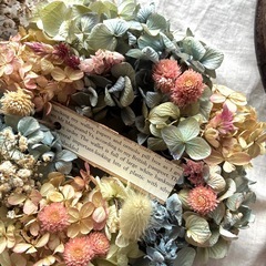 ミナヅキとミックス紫陽花のリースの画像