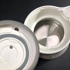 TIGER タイガー 電気ケトル PCM-A060 2021年製 0.6L 白 ホワイト 25h菊TK1の画像