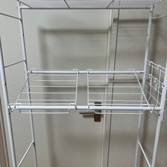 ニトリ　伸縮性洗濯機ラックの画像