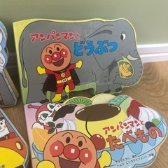 アンパンマン  おしゃべりおもちゃ&絵本4冊の画像