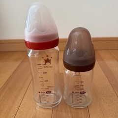 コンビ　teteo 授乳のお手本　哺乳瓶　の画像