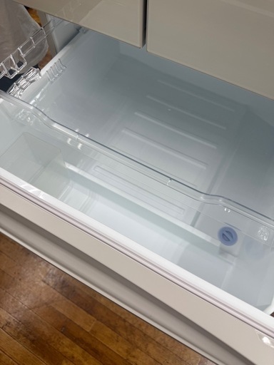 6ドア冷蔵庫　TOSHIBA GR-U600FH(ZC) 2022年製のご紹介です