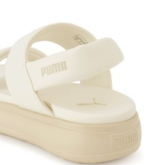 定価9350円 PUMA今期 厚底サンダル美品 2000円の画像
