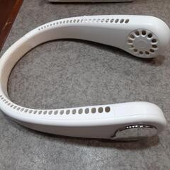 ノーブランド首かけ扇風機の画像