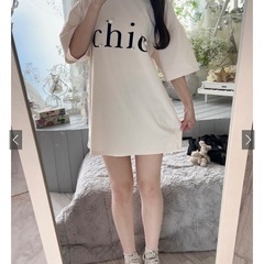 GRL 今期 パール付きオーバーサイズTシャツ300円の画像