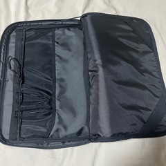 無印良品　入れたまま使えるパソコンケースの画像