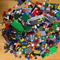 LEGO 大量セットの画像