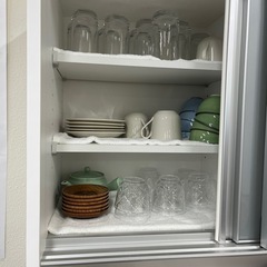 食器棚の画像