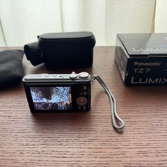Panasonic デジタルカメラ LUMIX DMC-TZ7 美品の画像