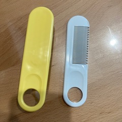 赤ちゃん用ヘアブラシ&くし　ピジョン　ベビーの画像