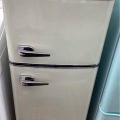 ２ドア冷蔵庫　IRIS OHYAMA PRR-122D-Wのご紹介です