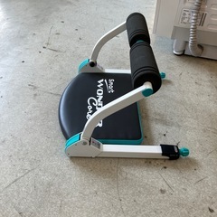 まとめ買いSALE‼️ 1点の場合は¥500  3点以上の場合は1点¥250となります。ご来店日時のお問い合わせ以外で ジモティや電話、各種SNS等でのご質問は承ることが出来ませんので ご了承下さいませ。の画像