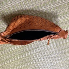 ショルダーバッグの画像