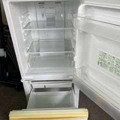2ドア冷蔵庫の画像