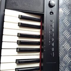 【相模原市中央区田名】動作良好!! ヤマハ/YAMAHA 61鍵電子キーボード Piaggero NP-11の画像