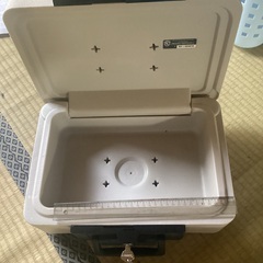 金庫　Sentry Safe 1100 キャッシュボックス 鍵付きの画像