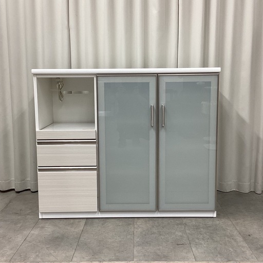 KH-18【新入荷　リサイクル品】ニトリ　ポスティア120WH キッチンカウンター　白