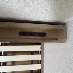 タンスのゲン シングルベッド ベッドフレーム 収納付き コンセント 新品未使用の画像