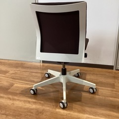 イトーキ　オフィスチェア【町田市再生家具】251357の画像