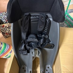 ギュット　自転車前乗せチャイルドシートレインカバー付きの画像