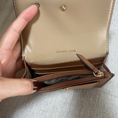 マイケルコース財布の画像