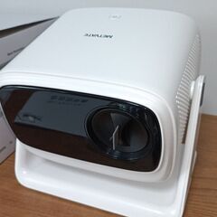 【新品同様】 MetVate MV1 スマートプロジェクター 800ANSI 【特典あり！】の画像