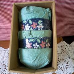 新品花柄中どんぶり5個の画像