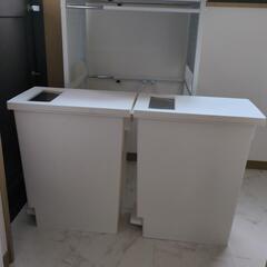 【引き渡し予定あり】45Lゴミ箱　2個・ゴミ箱上ラックの画像
