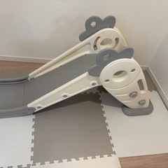 子供用すべり台の画像