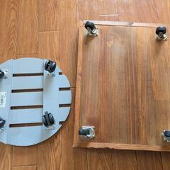 花台　キャスターの画像