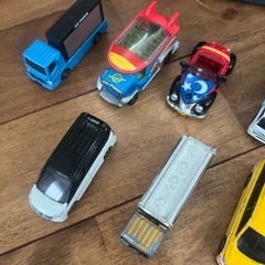 トミカとトミカトラックの画像