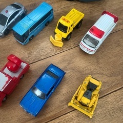 トミカとトミカトラックの画像