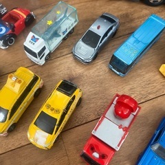 トミカとトミカトラックの画像