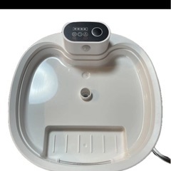ワイヤレス自動猫用水飲み場 - 88oz/2.6L/0.69Gal、モーションセンサー自動給水、超静音 - 充電池式ペット用水飲みの画像