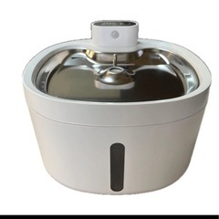 ワイヤレス自動猫用水飲み場 - 88oz/2.6L/0.69Gal、モーションセンサー自動給水、超静音 - 充電池式ペット用水飲みの画像