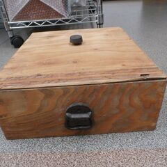 木製 角お香台 灰箱 蓋・灰付き レトロ 幅30㎝×奥行30㎝×高さ14㎝ 茶道具 和小物 角火鉢 西岡店の画像