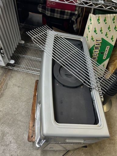万代店　分解掃除済み　サンポット UFH-647UKF FF式石油暖房機 床暖房カベック ストーブ