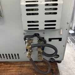 万代店　分解掃除済み　サンポット UFH-647UKF FF式石油暖房機 床暖房カベック ストーブの画像
