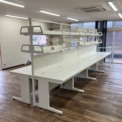 オフィス家具 オフィスデスク シェルフ キャビネットの画像