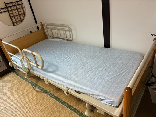 介護ベッド　電動