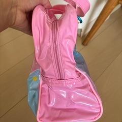 カービープールバックの画像